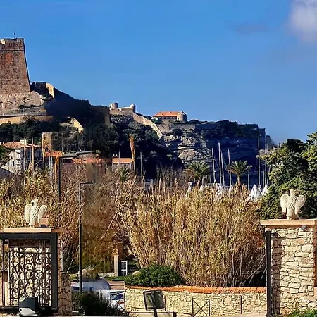 Kalliste, Avec Vue Citadelle De *