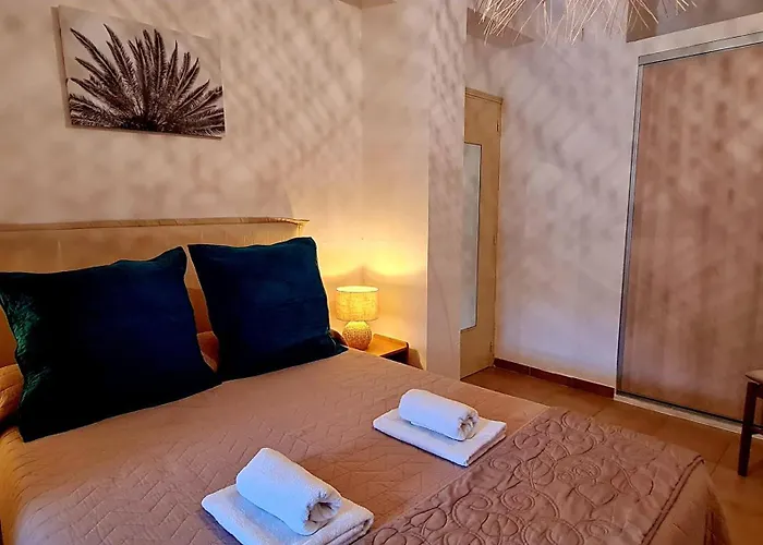 Kalliste, Avec Vue Citadelle De アパート ボニファシオ