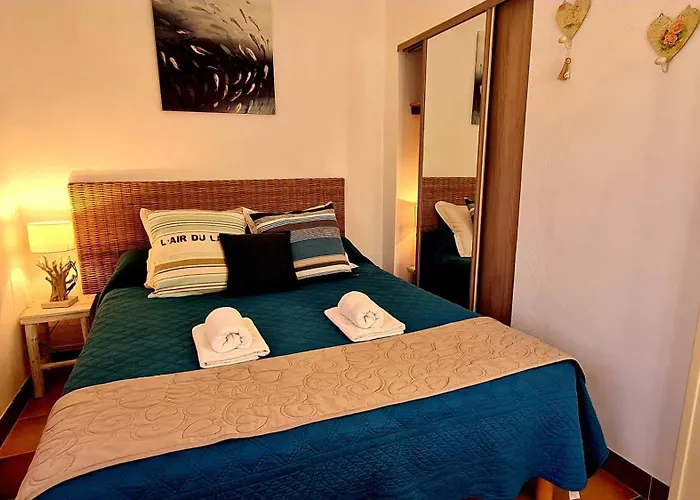 Kalliste, Avec Vue Citadelle De * Bonifacio (Corsica)